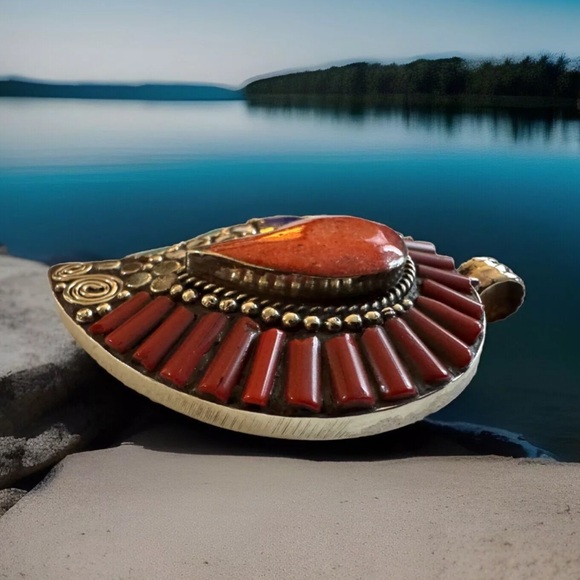 Vintage & Handcrafted Tibetan Tribal Theme Pendant Inlay With Stones & Silver🔥 - Picture 6 of 9